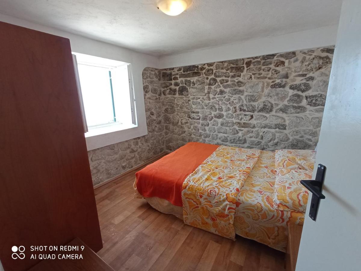 Apartman Anna Подстрана Екстериор снимка